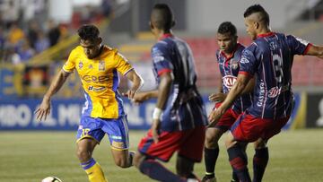 Los 'Felinos' caen en Panamá y postergan su clasificación