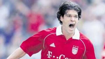 <b>TODO UN LUJO. </b>Ballack es un futbolista que quiere media Europa y entre ellos Lara, para el Espanyol.