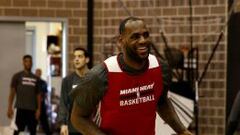 LeBron James contra los Spurs, las críticas y los calambres