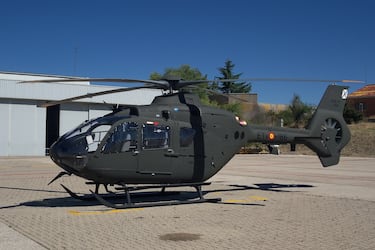 Es un helicóptero ligero bimotor utilizado por el Ejército del Aire y del Espacio de España. Su misión principal es realizar operaciones de transporte, evacuación médica y búsqueda y rescate. En la actualidad, el Ejército mantiene 16 aeronaves en servicio.
