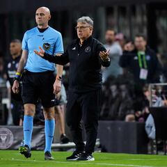 Tata Martino: “Queda mucho camino y no todo empieza ni termina con el partido de mañana”