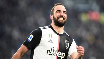 Circula en redes una imagen del DT uruguayo intercambiando algunas palabras con el Pipita, quien será anunciado como refuerzo de Inter Miami.