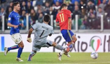 Italia y España igualaron 1-1 en Turín, en juego del grupo G por el paso al Mundial Rusia 2018. Vitolo marcó para el visitante y De Rossi para los locales.