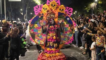 Mega Procesión de Catrinas 2024: calles cerradas, alternativas viales, horarios del Metro y Metrobús en CDMX