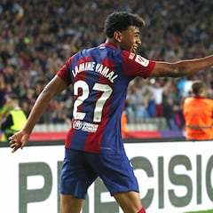 Lamine Yamal lo hace todo fácil