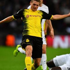 Dávinson Sánchez y Tottenham van por el liderato en la Champions League