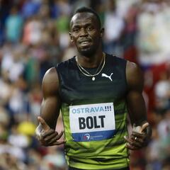 Bolt sigue su fiesta con 10.06 en 100; Van Niekerk, récord de 300