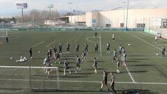 Espanyol, entrenamiento en el campo del Cornellà, de césped sintético.