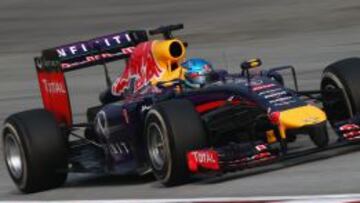 Lejos a&uacute;n de poder plantarle cara a los Mercedes, a Vettel le qued&oacute; la alegr&iacute;a de estrenarse en el podio esta temporada.
 