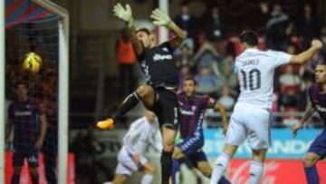 Ante el Eibar, James marcó su quinto gol con el Real Madrid.