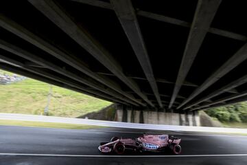 ZSN023. Suzuka (Japan), 07/10/2017.- Mexican Formula One driver Sergio Perez of Sahara Force India F1 Team in action during the third practice session ahead of the Japanese Formula One Grand Prix at the Suzuka Circuit in Suzuka, central Japan, 07 October 2017. The Japanese Formula One Grand Prix will take place on 08 October. (Fórmula Uno, Japón) EFE/EPA/DIEGO AZUBEL