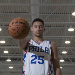 Brujería en los Sixers: fractura de Ben Simmons en el pie derecho