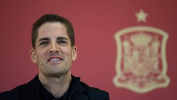(FILES) In this file photo taken on November 08, 2019 Spain's head coach Robert Moreno announces the players of the Spanish national team during a press conference, at the Prado Museum in Madrid, ahead of the UEFA Euro 2020 Group F qualification foot