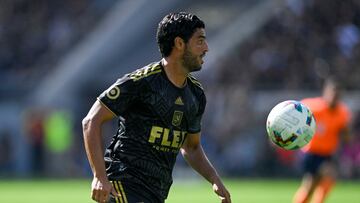 Carlos Vela durante un partido con el LAFC