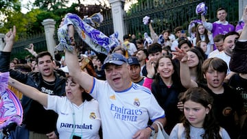 There are two fountains in the heart of Madrid where Los Blancos and Atlético Madrid celebrate trophies with their fans.