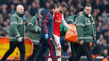 Calum Chambers, en el momento de su lesión.