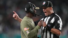 Can NFL players show their legs? What is the NFL dress code?