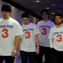 What was the incredible feat that the Buffalo Sabres pulled off in honor of Bills’ Damar Hamlin?