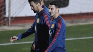 Mario Hermoso, durante el entrenamiento con la Selección Española.