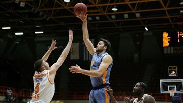 Tobey capitanea un épico triunfo en Patras