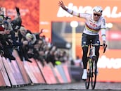 Van der Poel prolonga su hegemonía en la Copa del Mundo de ciclocross
