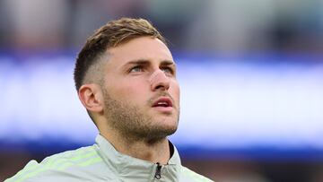 Milán y Feyenoord llegan a un acuerdo por Santiago Giménez