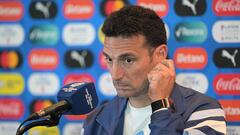 Lionel Scaloni elogia a Néstor Lorenzo y su selección Colombia.