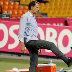 "Me quito el sombrero con los jugadores por la campaña"