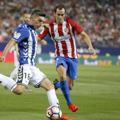 Daniel Torres: Es un privilegio y una motivación jugar ante Barça