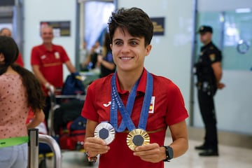 María Pérez en su llegada a Madrid.