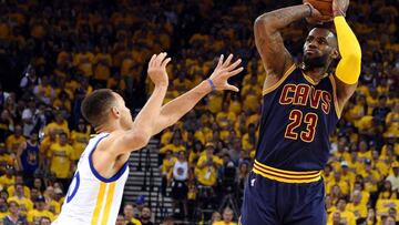 ¿Por qué LeBron James no ha firmado todavía con los Cavs?