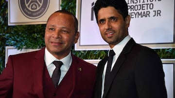 El padre de Neymar, junto a Al Khleaifi, presidente del PSG