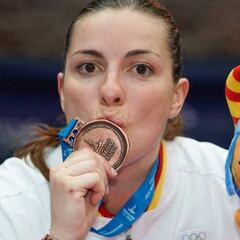 Laura Palacio se cuelga el bronce en karate (más 68 kilos)