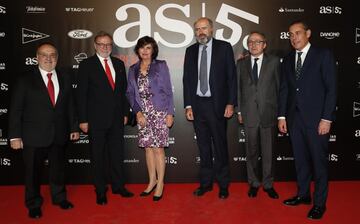 Alfredo Relaño, Juan Luis Cebrián, Charo Montiel, Vicente Montiel, Manuel Polanco y Manuel Mirat. 
