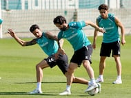 Isco, con Bartra hoy.