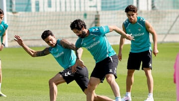Isco, con Bartra hoy.