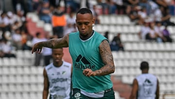 Independiente Santa Fe busca reforzarse con Jarlan Barrera, volante del Deportivo Cali.