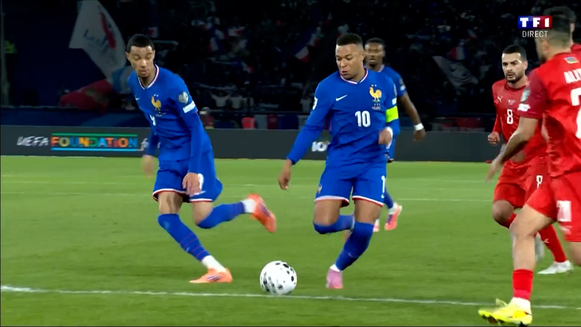 ¡Es el mejor del mundo y no hay discusión! El golazo de Mbappé regateando a todo lo que ve