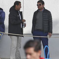 Anil viajó a Singapur para darle explicaciones a Peter Lim