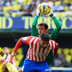 Iker Álvarez: “Entiendo las dudas de la gente en los porteros jóvenes”
