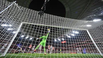 12/03/23  PARTIDO SEGUNDA DIVISION
ATHLETIC DE BILBAO - BARCELONA
REMOTO PARADA TER STEGEN 
PUBLICADA 13/03/23 NA MA10-11 8COL
