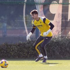 Ayoze, Pepe y Conde alegran el día a Marcelino