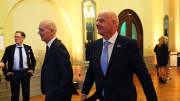 Gianni Infantino se ríe del comentario de Trump sobre Golfo de América