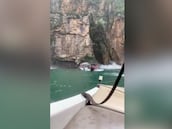 Cae una roca gigante en Brasil y provoca un trágico desenlace