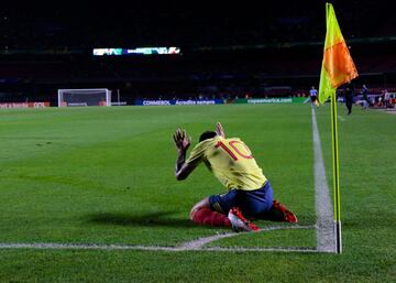 La Selección Colombia clasifica a octavos de final después de un cerrado partido contra Qatar en el estadio de Sao Paulo, Morumbí.