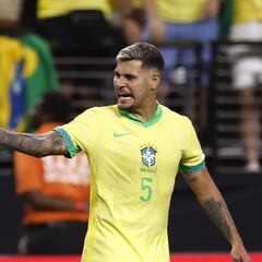 Bruno Guimarães: de un taxi en Río de Janeiro a comandar Brasil