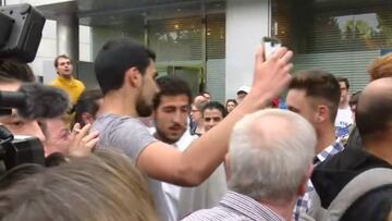 Dani Parejo fue abucheado a su entrada al Santiago Bernabéu