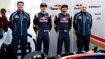 James Key, Max Verstappen, Carlos Sainz y Franz Tost en la presentación de Toro Rosso en 2015