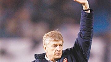 <b>VOTO DE CONFIANZA. </b>El Arsenal confía en la inteligencia de Wenger.