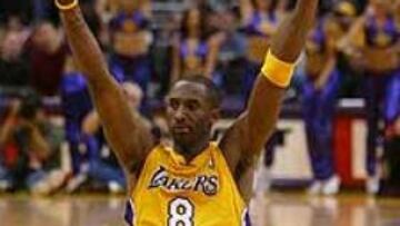 <b>MÁGICO KOBE.</b> Bryant es espectáculo.